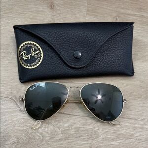Ray-Ban Gold Aviator Sunglasses